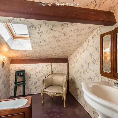 Le Secret, Terremarine Apartment